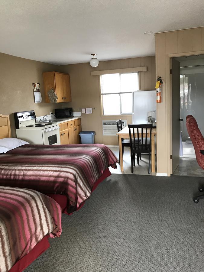 Bulkley Valley Motel New Hazelton Exterior foto