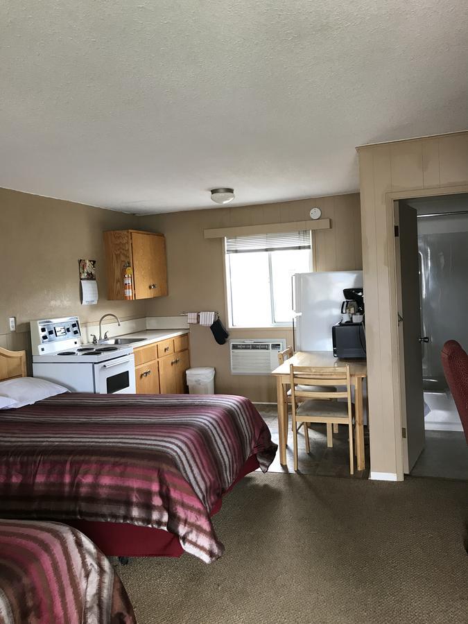 Bulkley Valley Motel New Hazelton Exterior foto