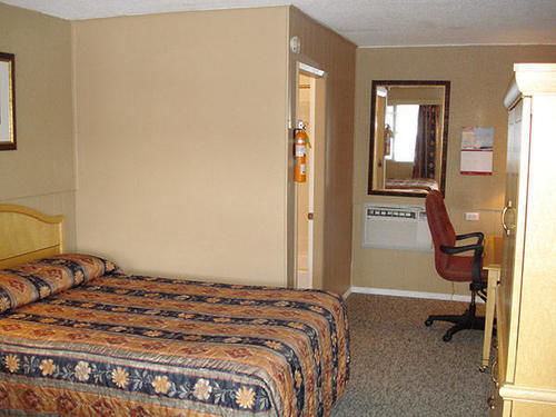 Bulkley Valley Motel New Hazelton Exterior foto